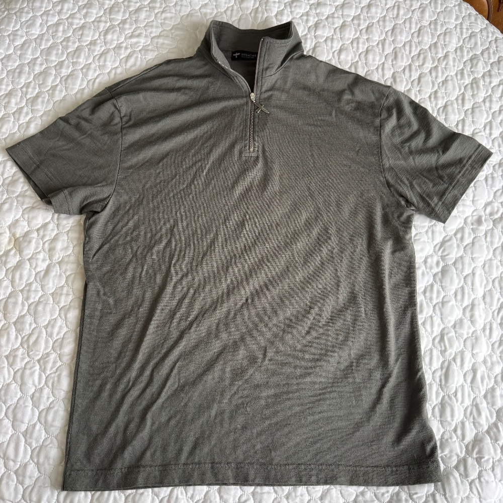 untouched‎ world New Zealand Organic Merino Wool Zip Tee Size Medium